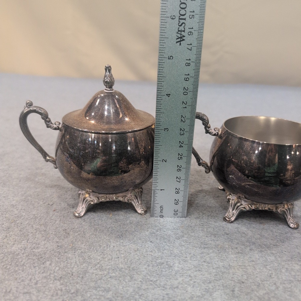 Oneida Silver Plated Footed Cream and Sugar Set with Lid USA Vintage - Picture 6 of 6